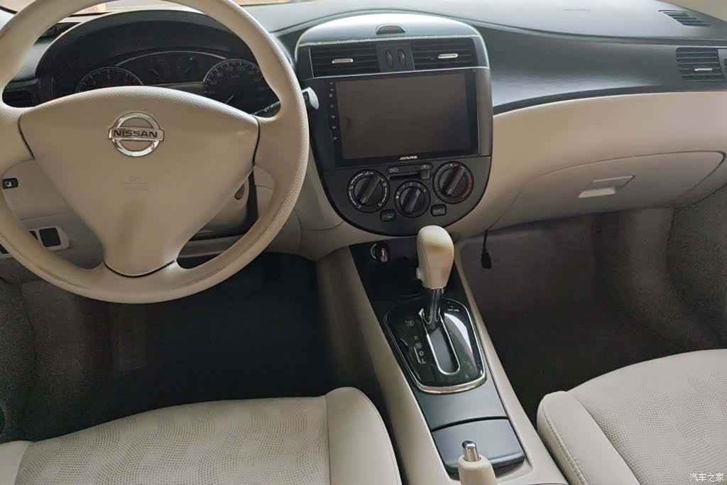 Nissan Tiida, 2012 12