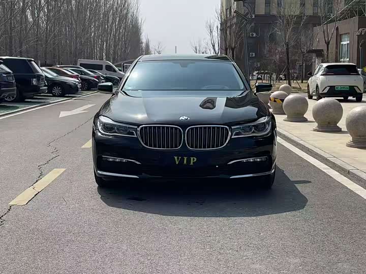 BMW 7 Series xin neng yuan 2018 740Le