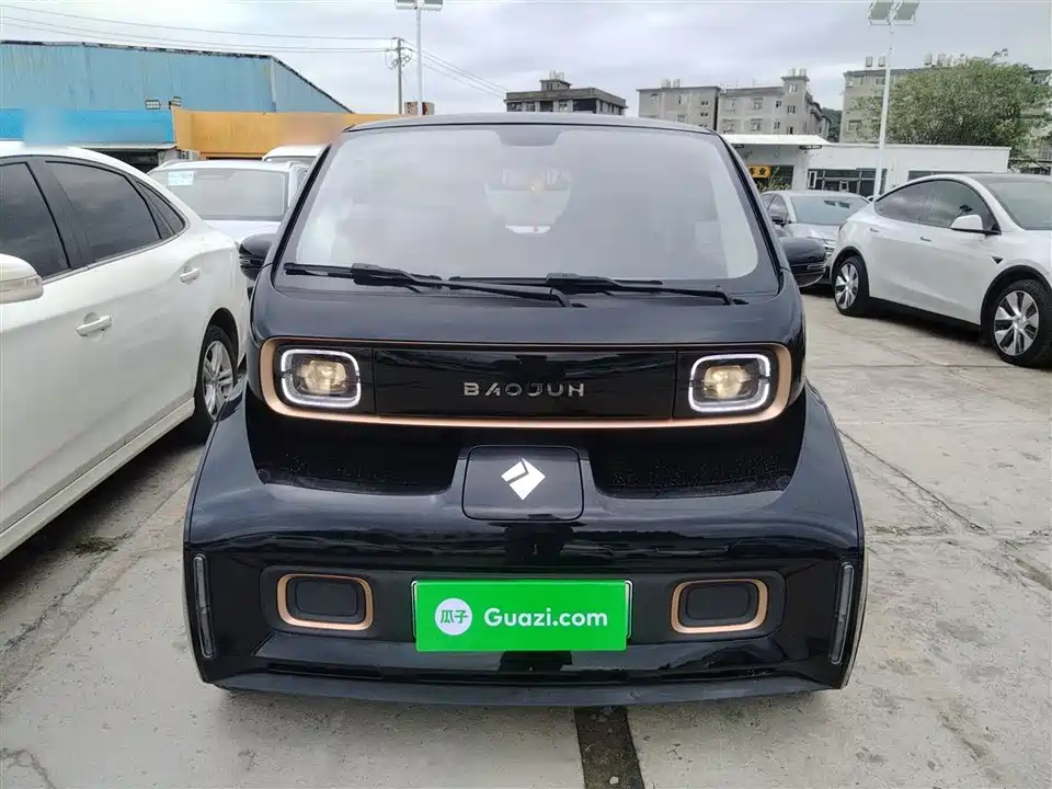 Baoding KiWi EV