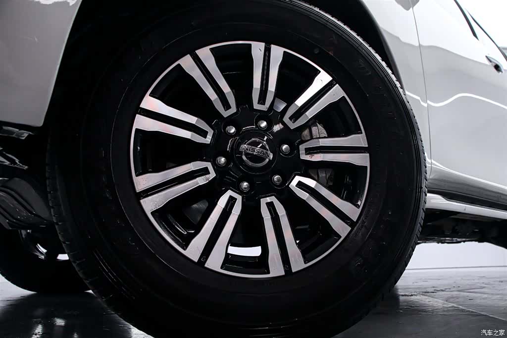 Nissan Patrol, 2020 15