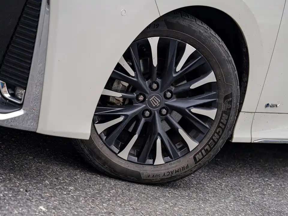 Toyota Wilfa