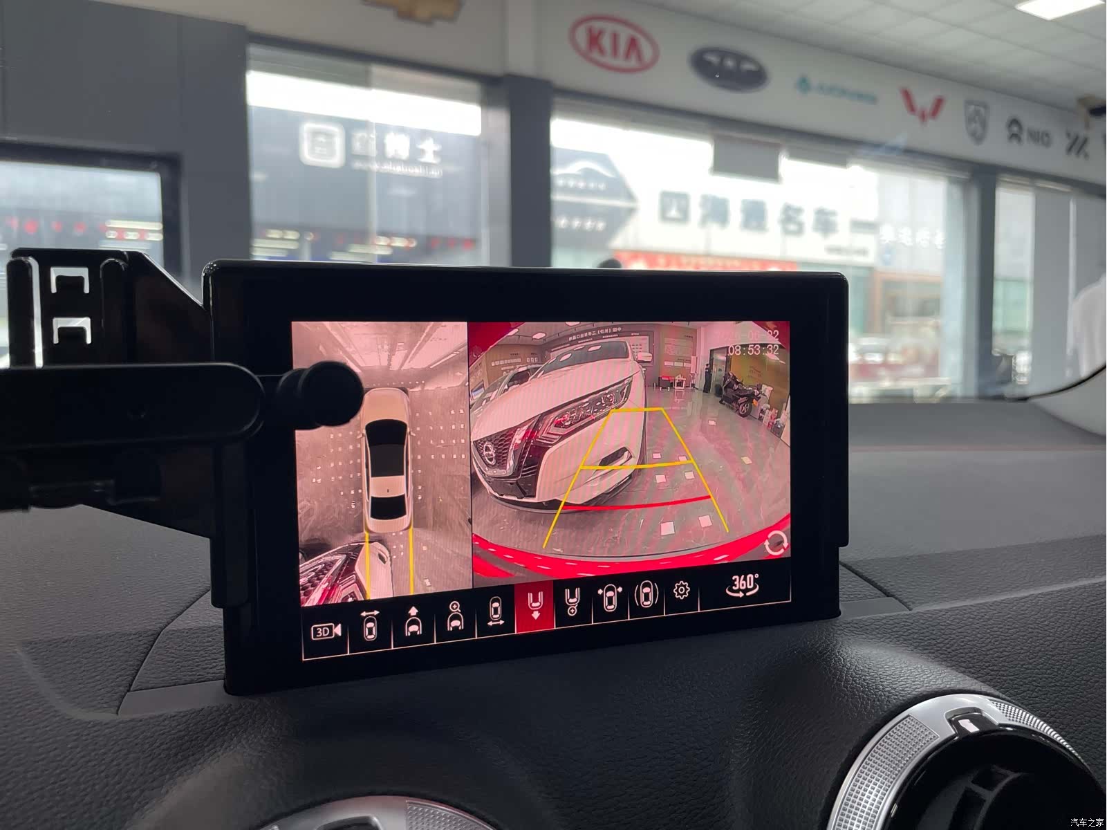 Audi Q2L, 2022 14