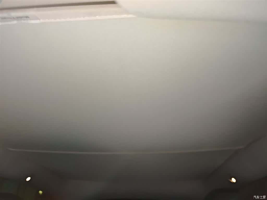 Tesla Model Y, 2024 18