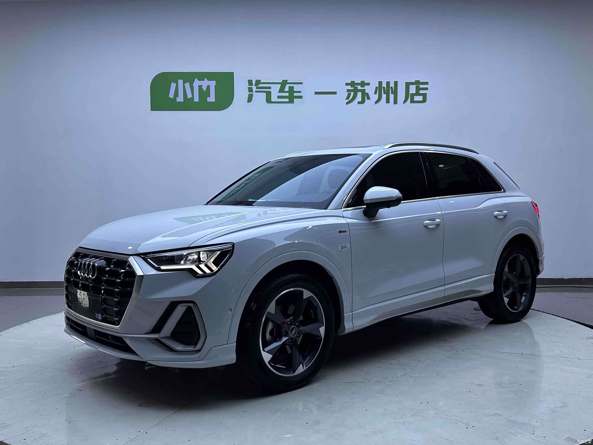 Audi Q3, 2023 1