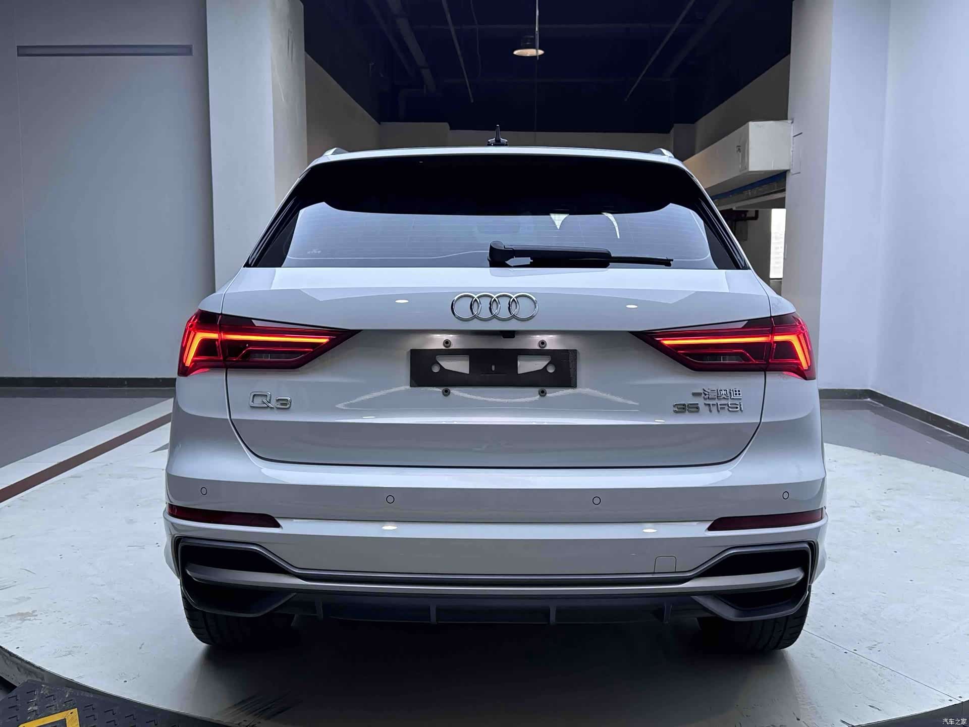 Audi Q3, 2023 все фото