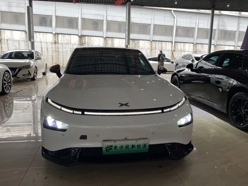 XPENG P7