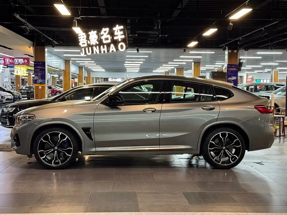 BMW X4 M