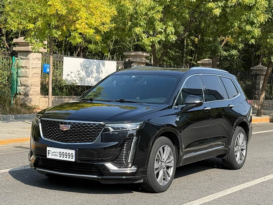 Cadillac XT6