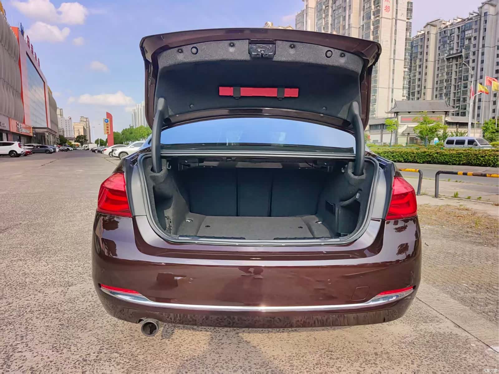 BMW 3 Series, 2016 16