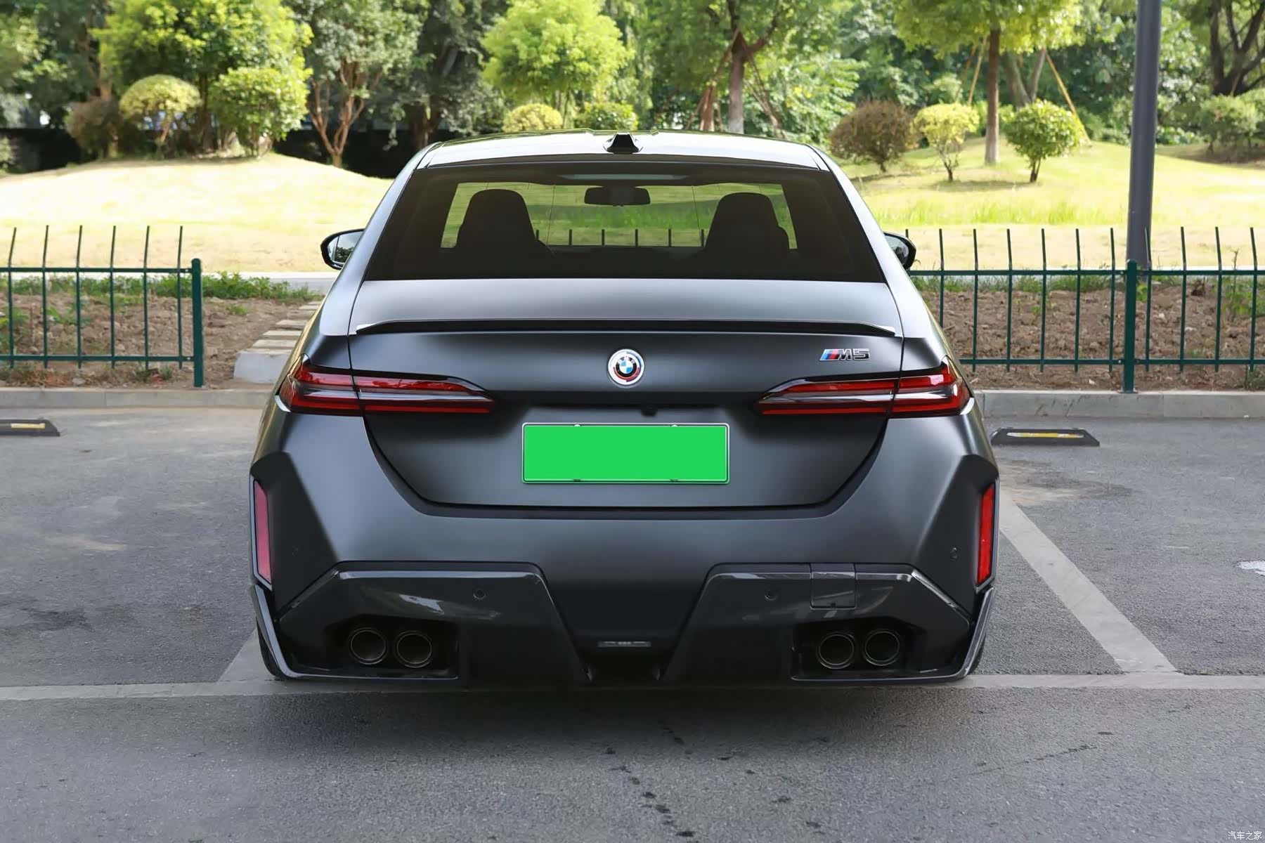 BMW M5, 2025 все фото