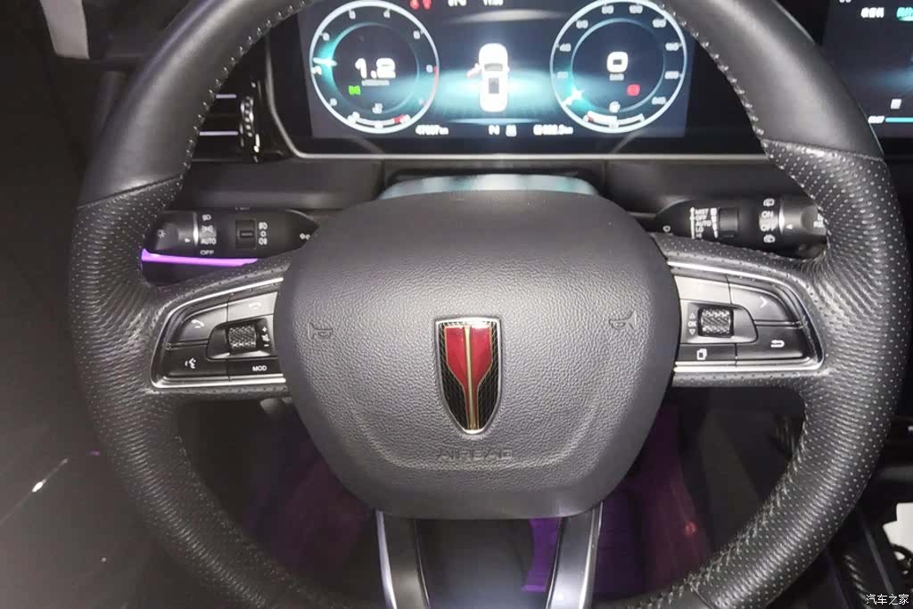 Hongqi HS5, 2020 15