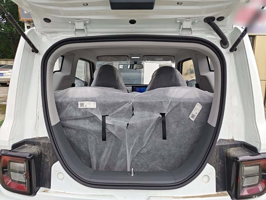 Geely Panda, 2026 19