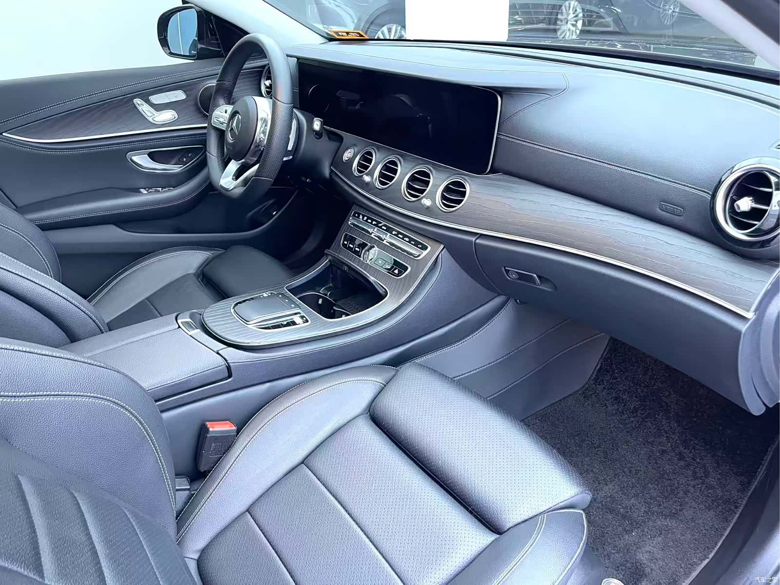 Mercedes-Benz E-Class, 2020 10
