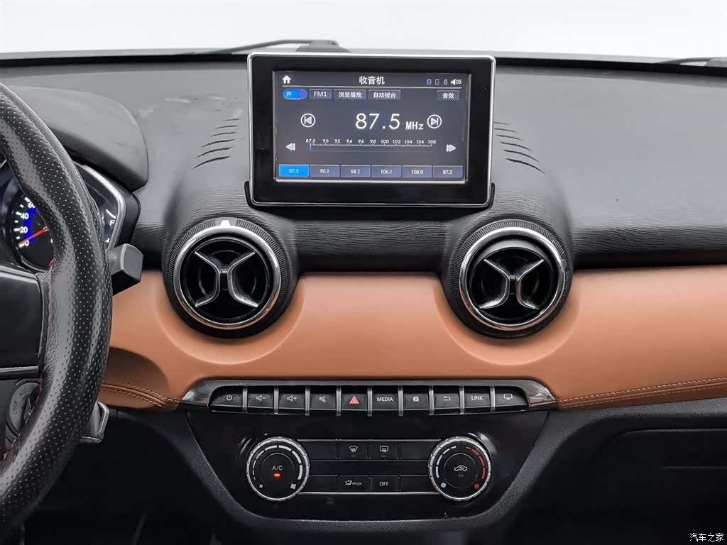 BAIC X35, 2016 12