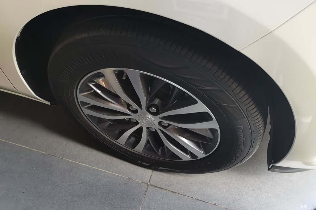 Buick GL8, 2022 6