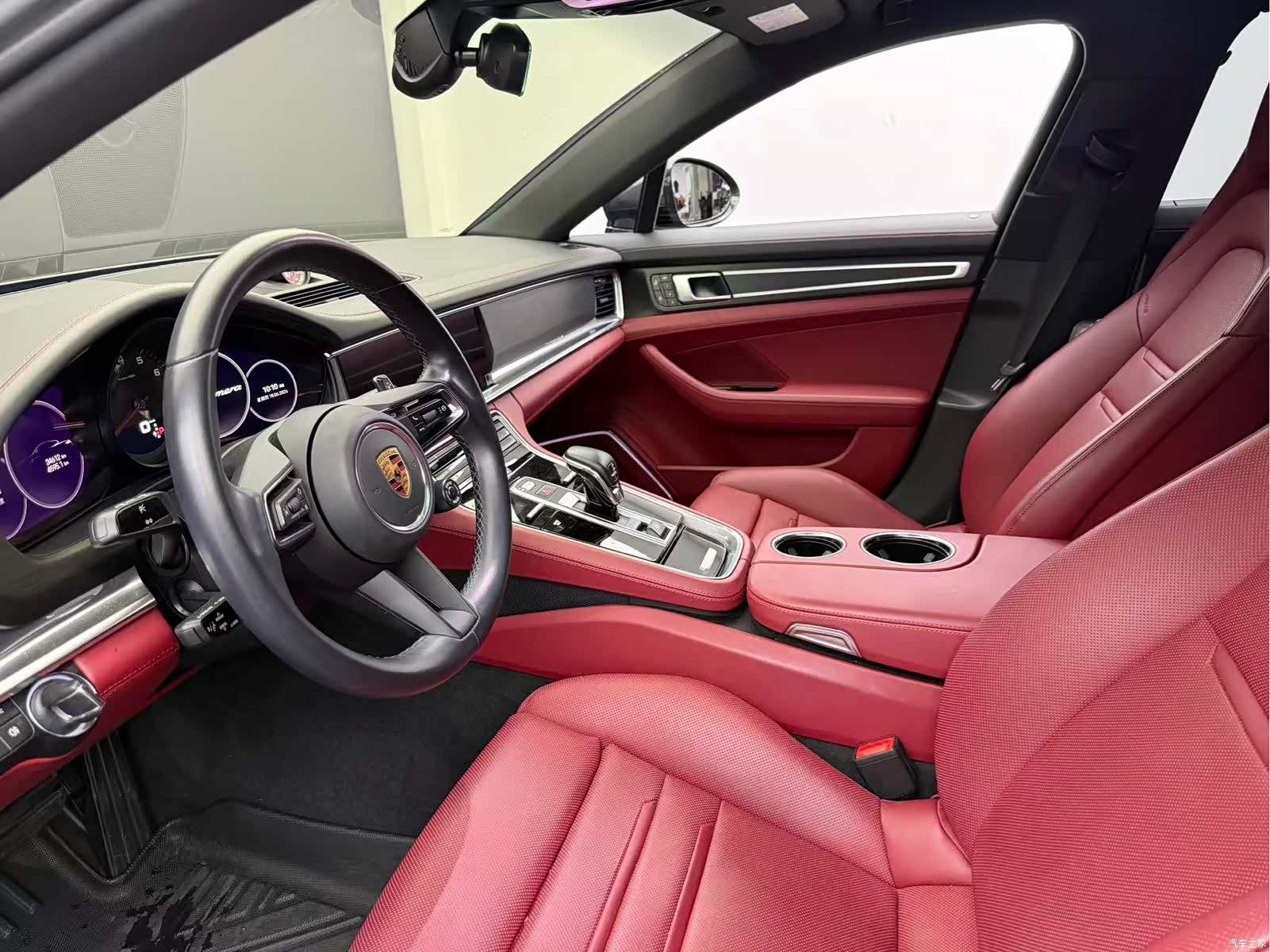 Porsche Panamera, 2024 10