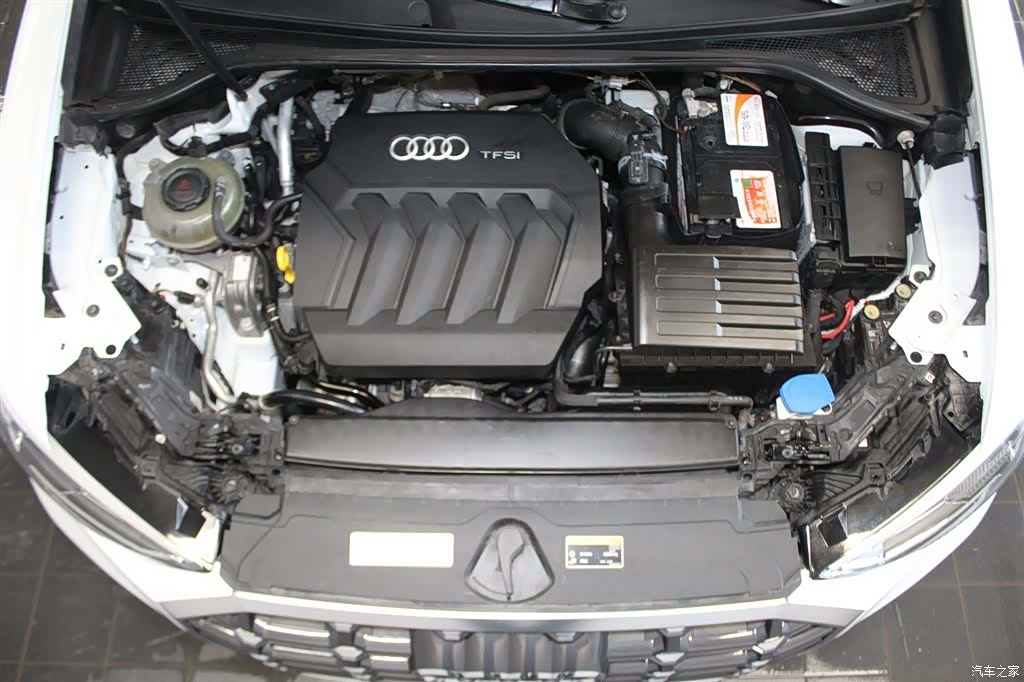Audi Q3, 2019 13