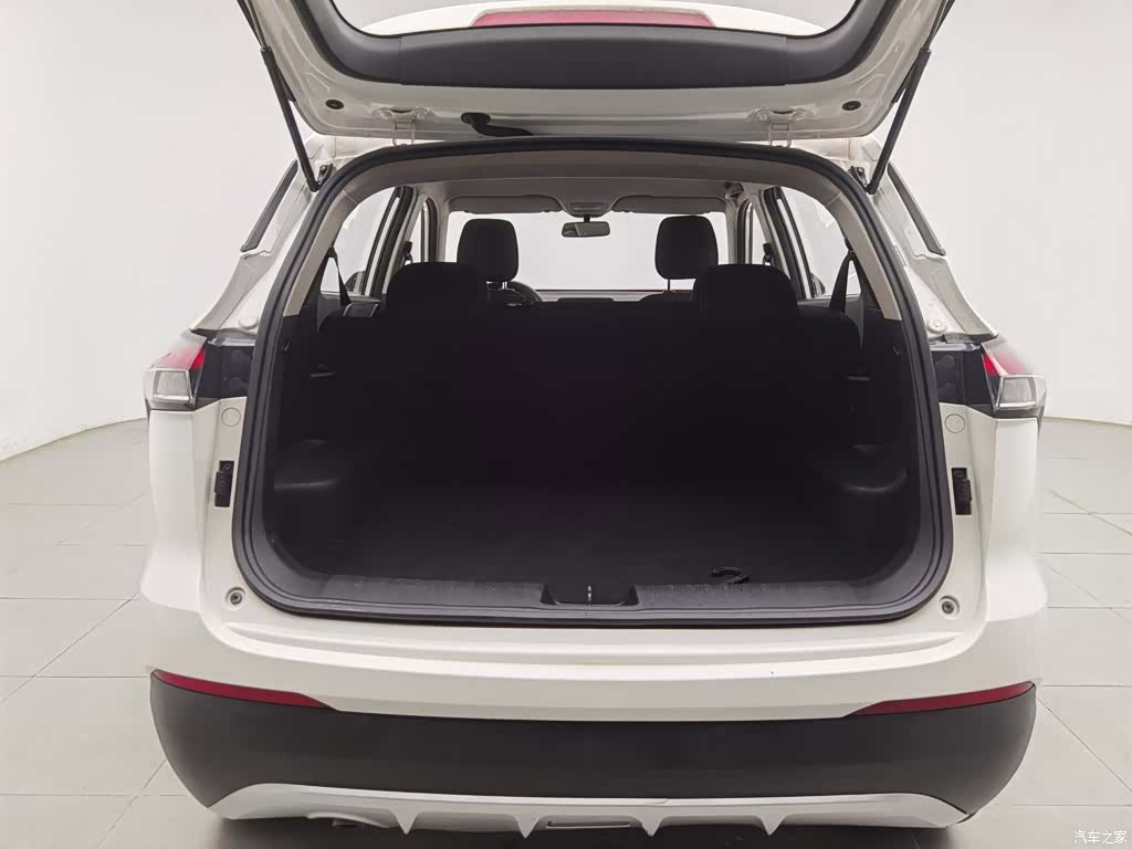 Wuling 510, 2019 16