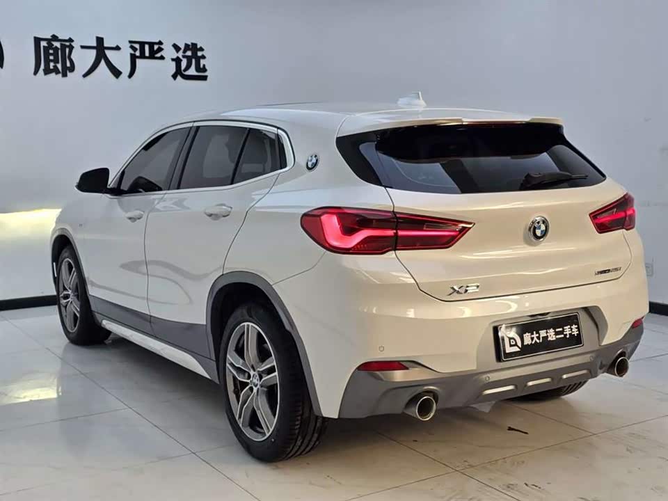 BMW X2