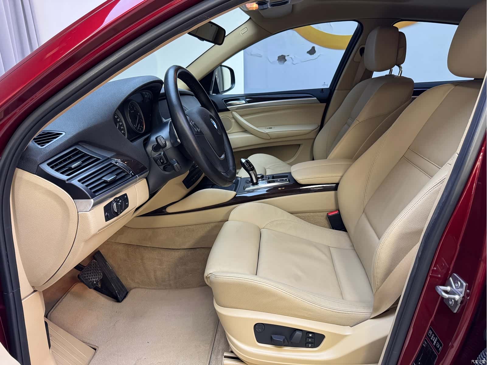 BMW X6, 2011 13