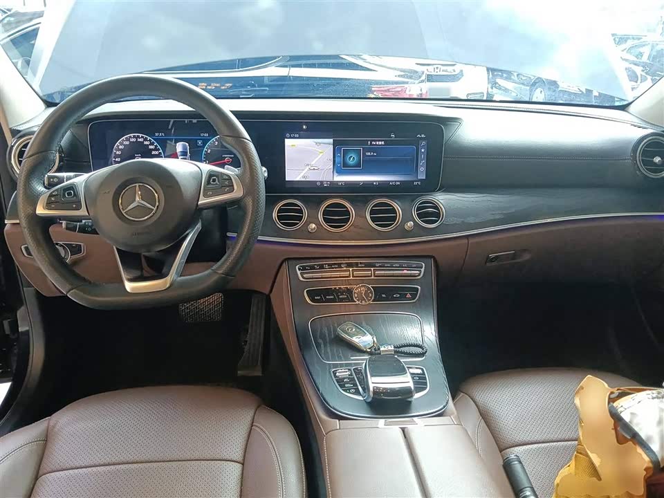 Mercedes-Benz E-class Mercedes-Benz E-class
