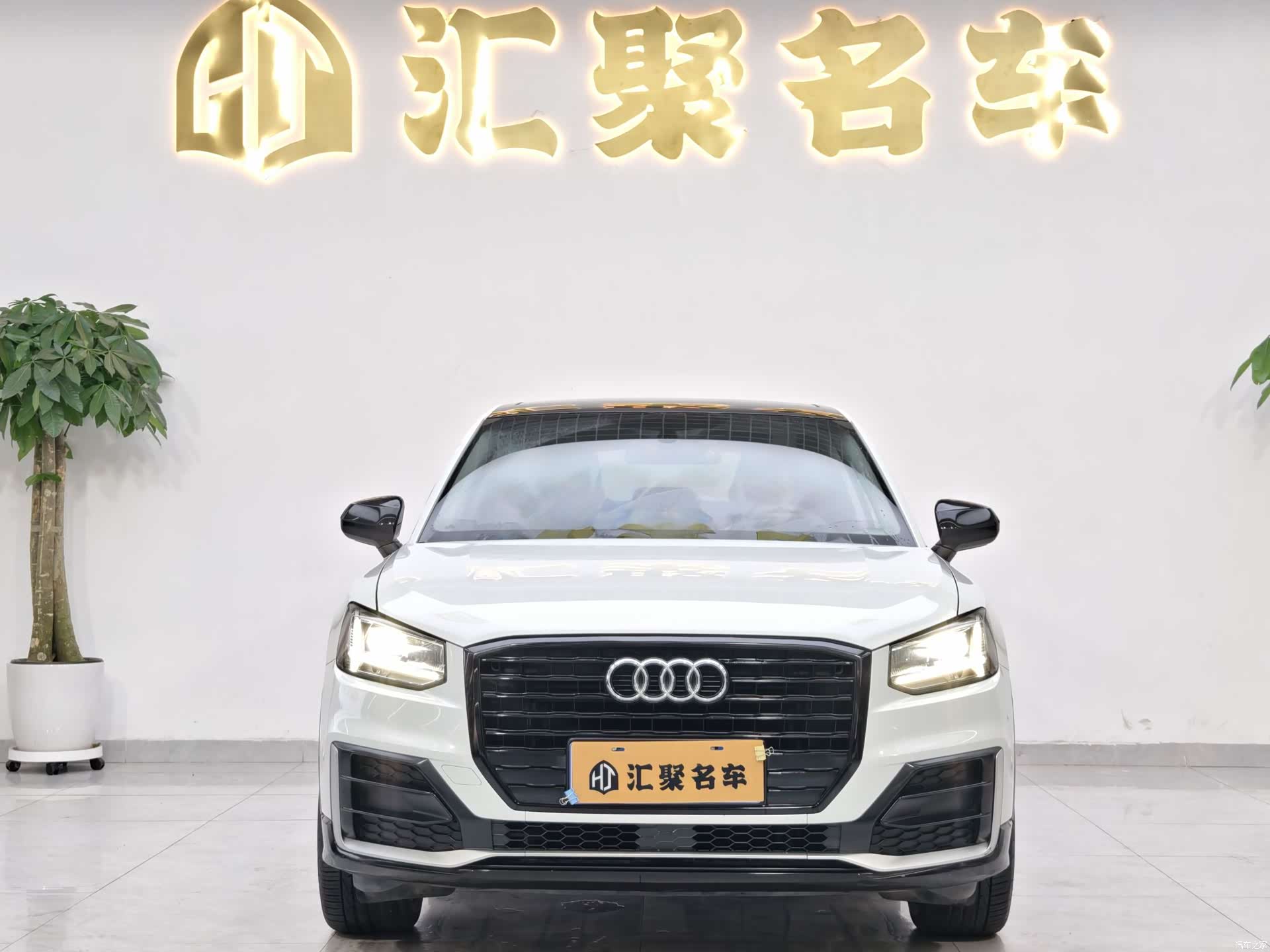 Audi Q2L, 2019 2
