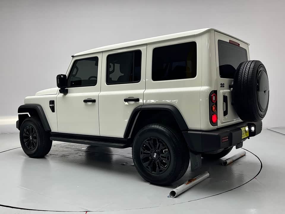 Niva T01