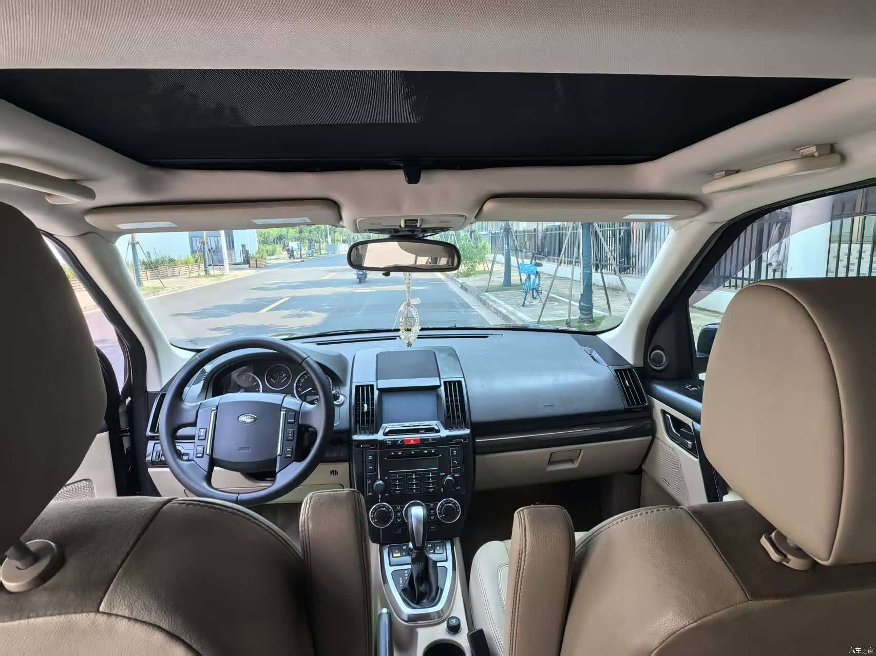 Land Rover Si4, 2012 6