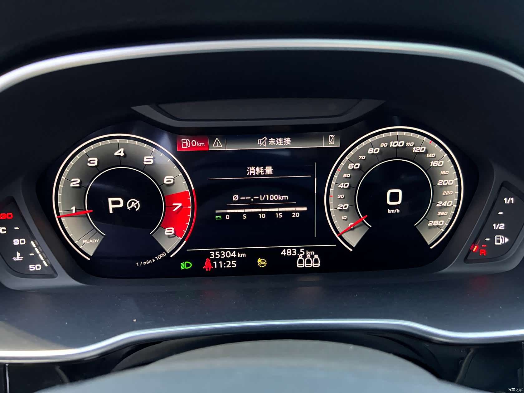 Audi Q3, 2022 все фото
