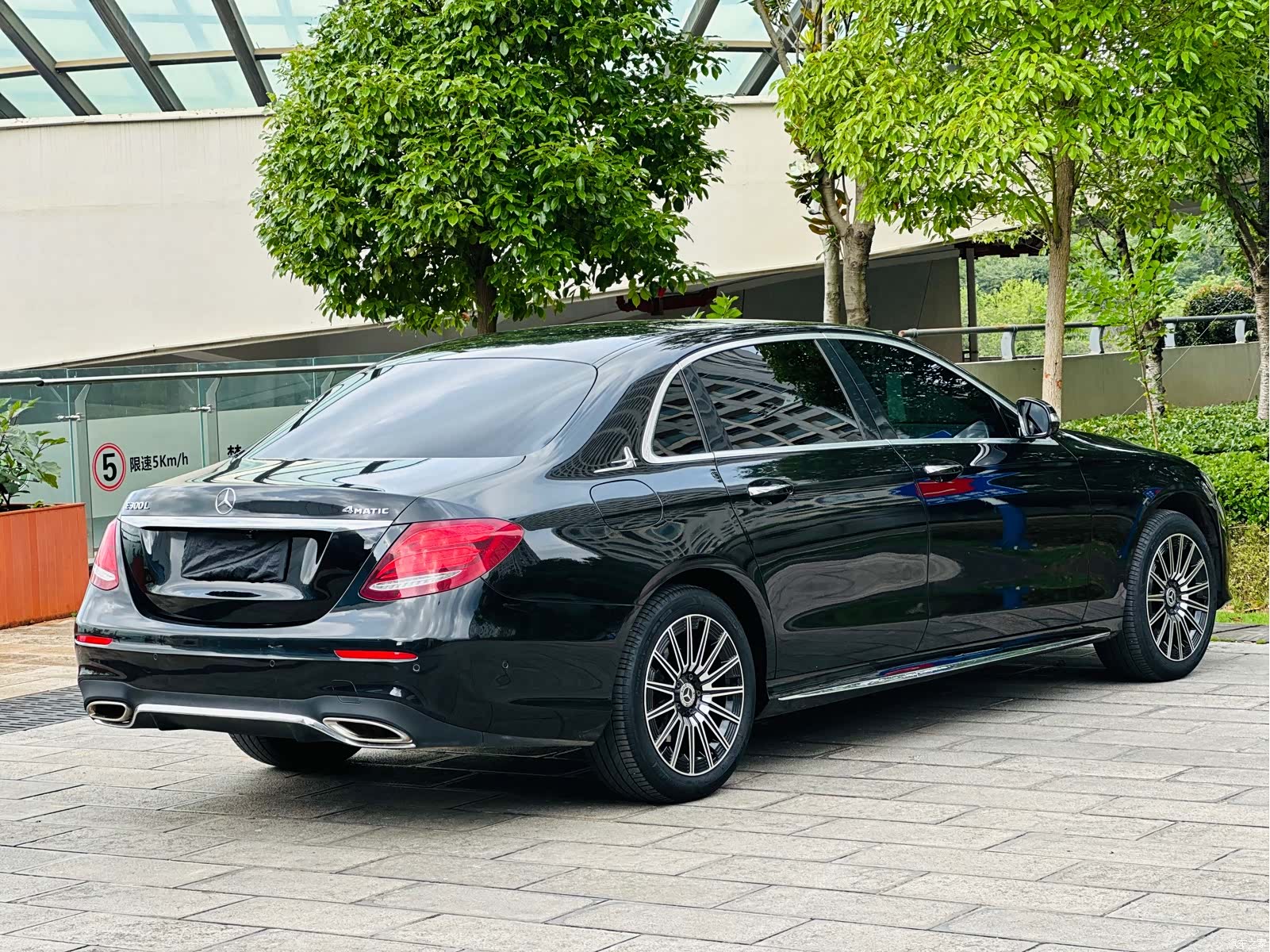 Mercedes-Benz E-Class, 2017 13