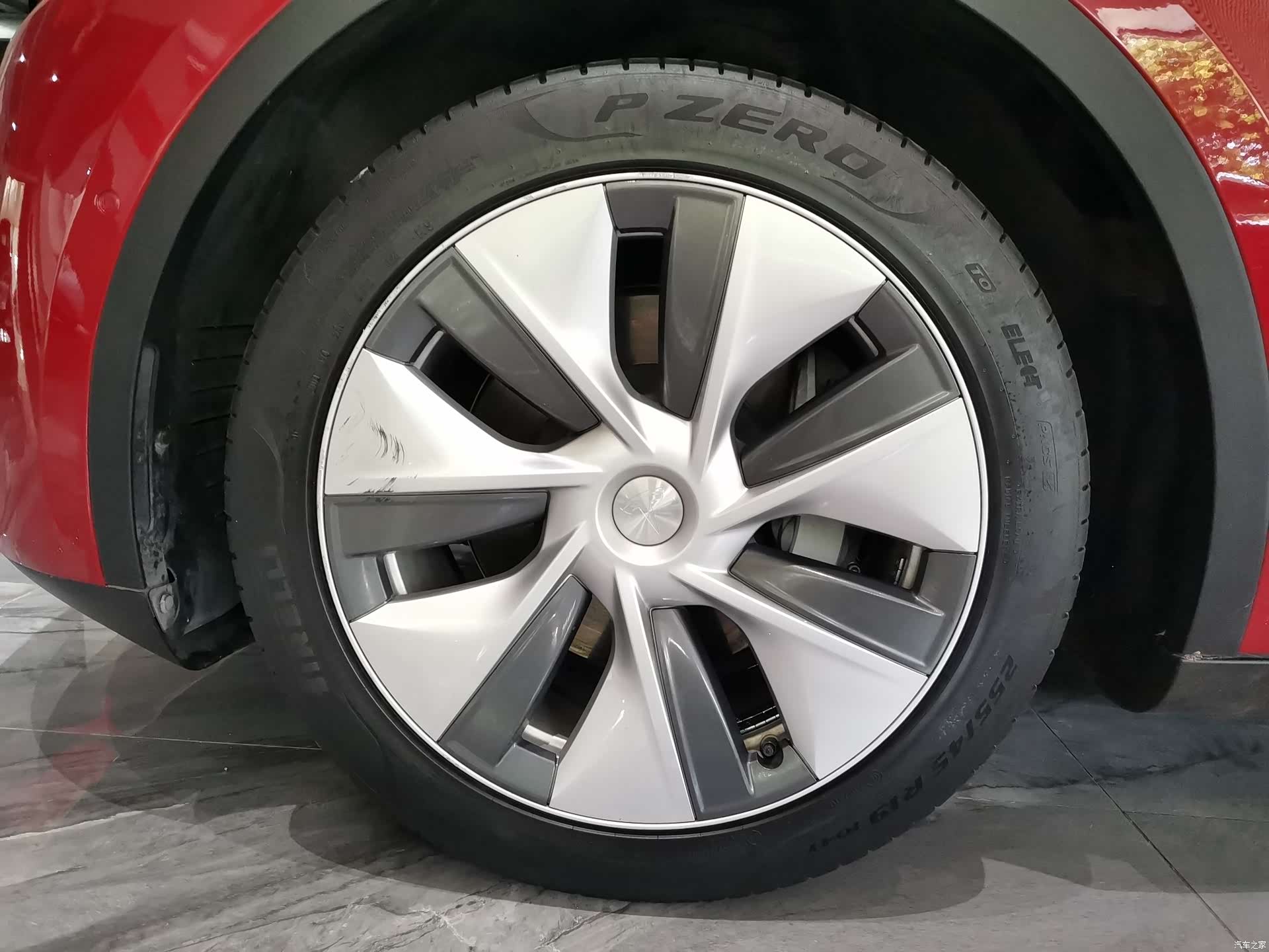 Tesla Model Y, 2022 31