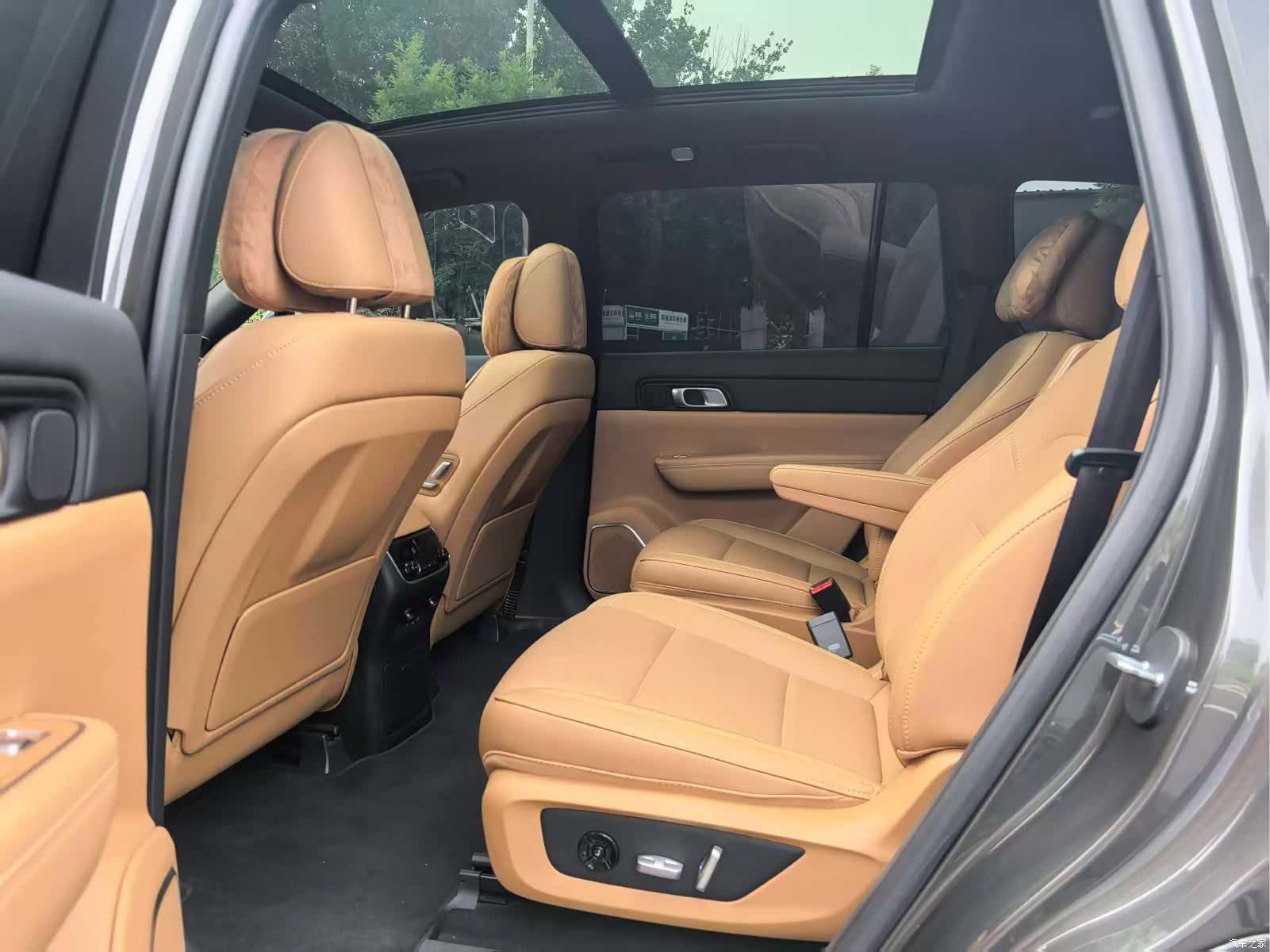 Li Auto ONE, 2022 все фото