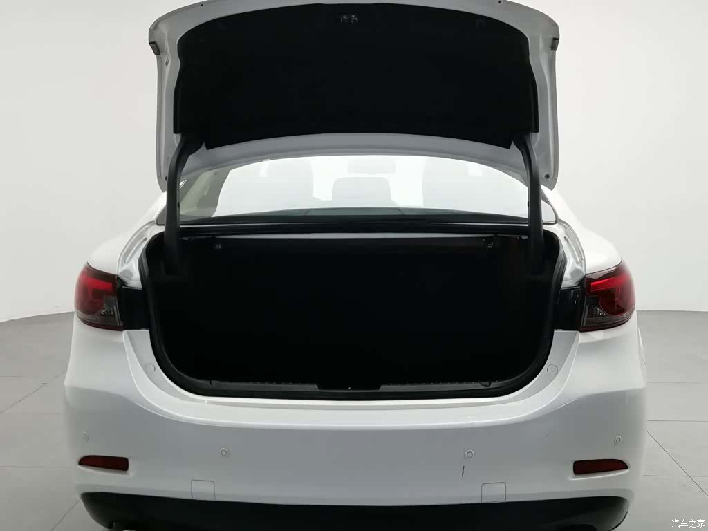 Mazda Atenza, 2018 16