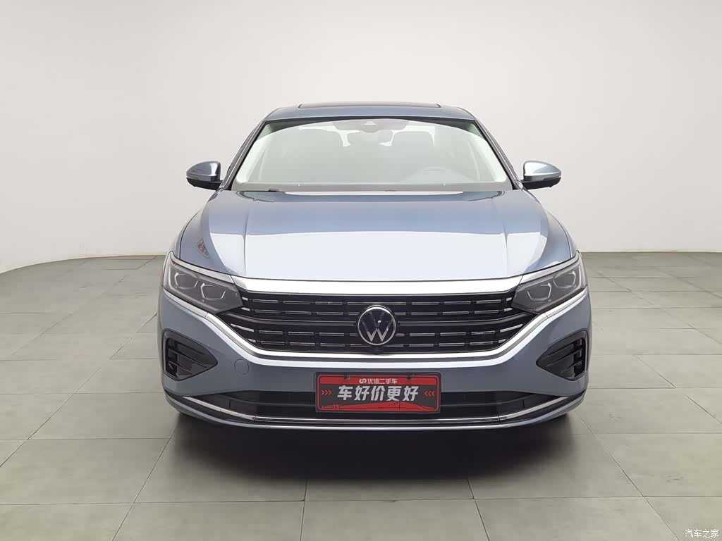 Volkswagen Passat, 2022 3