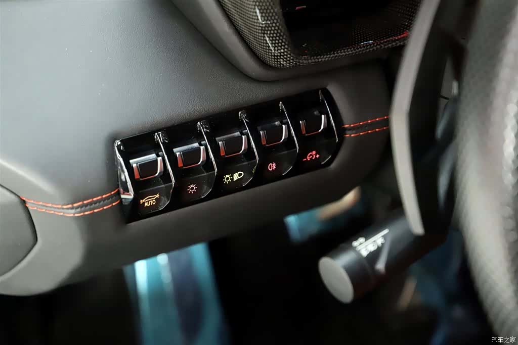 Lamborghini Aventador, 2016 12