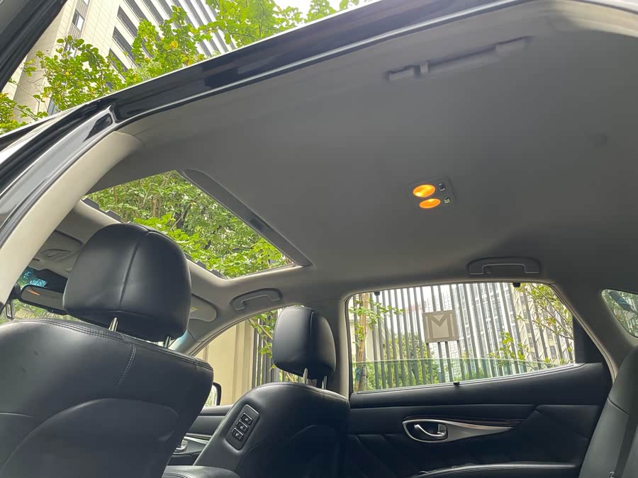 Infiniti Q70 2014, фото 6