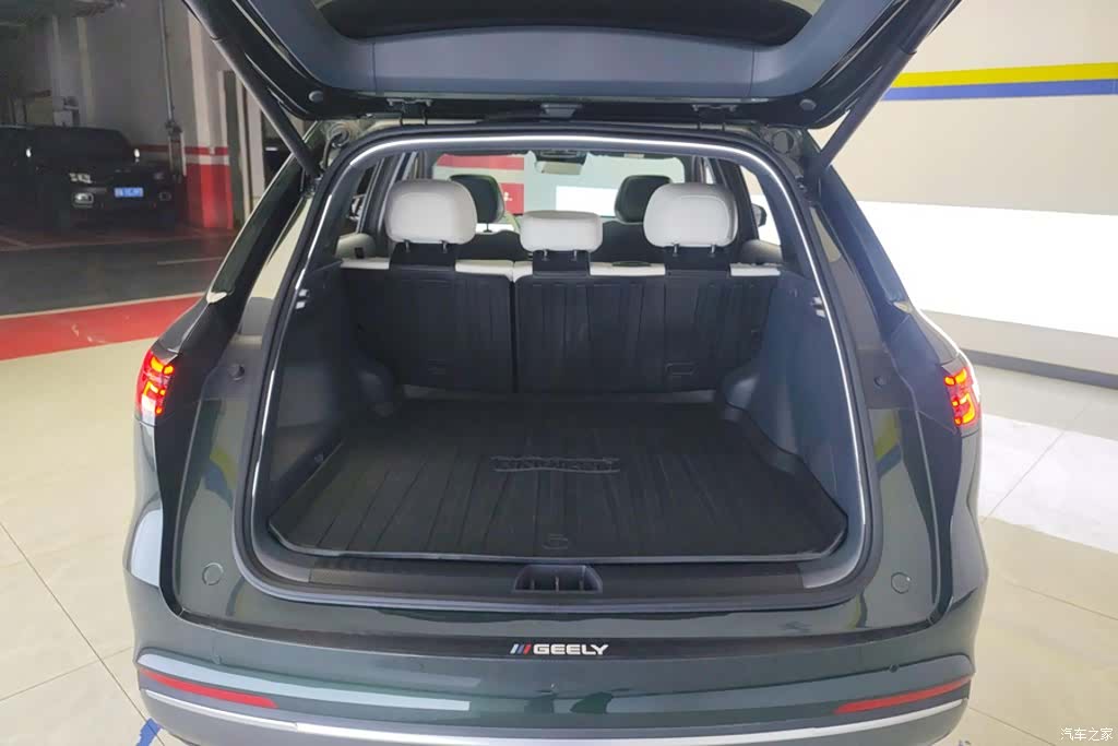 Geely 7, 2025 4