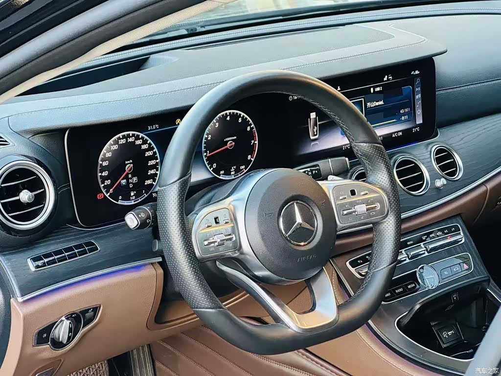 Mercedes-Benz E-Class, 2020 3