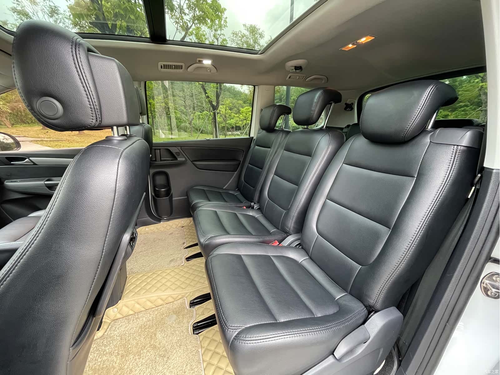 Volkswagen Xia, 2016 6