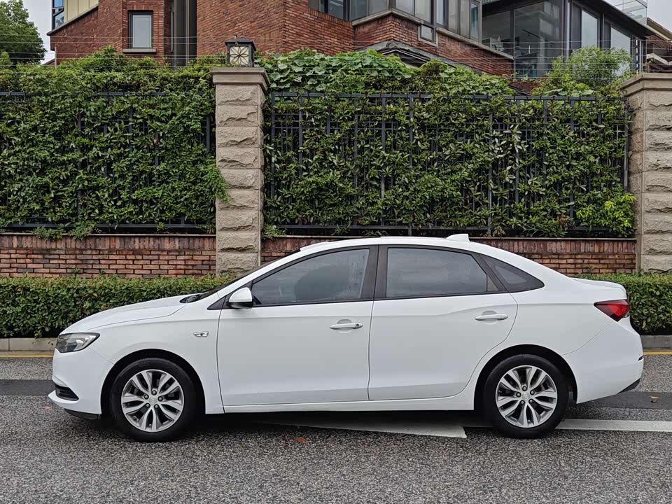 Buick Yinglang