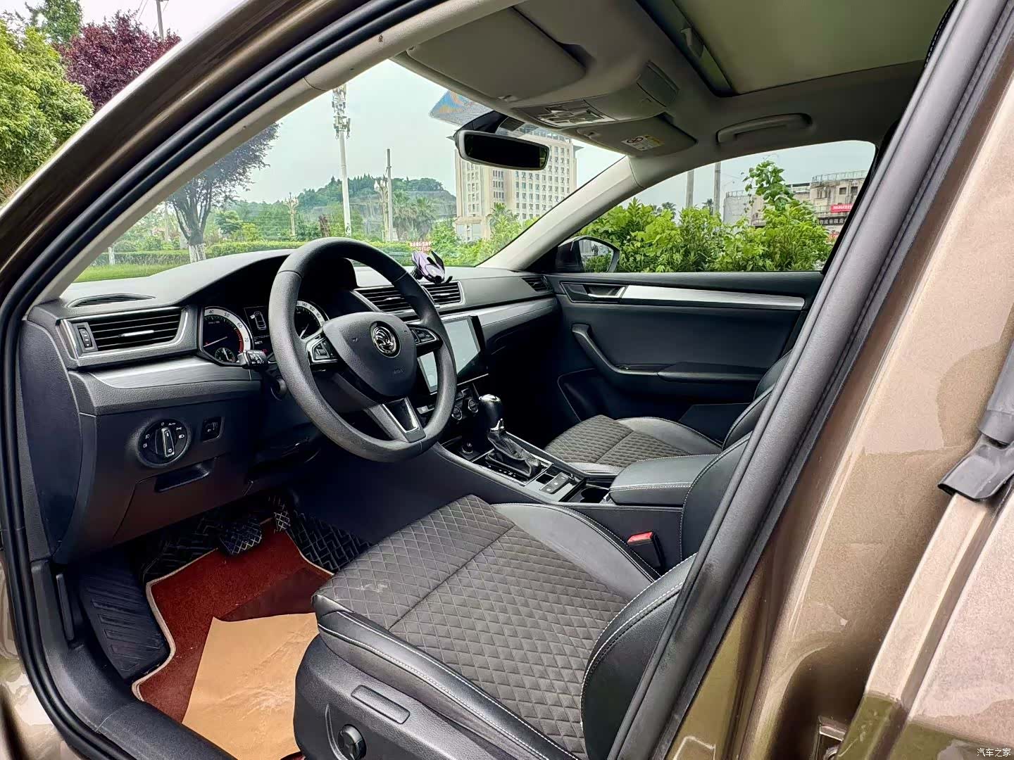 Skoda Superb, 2019 4