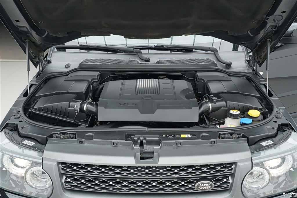 Land Rover Range Rover, 2011 32