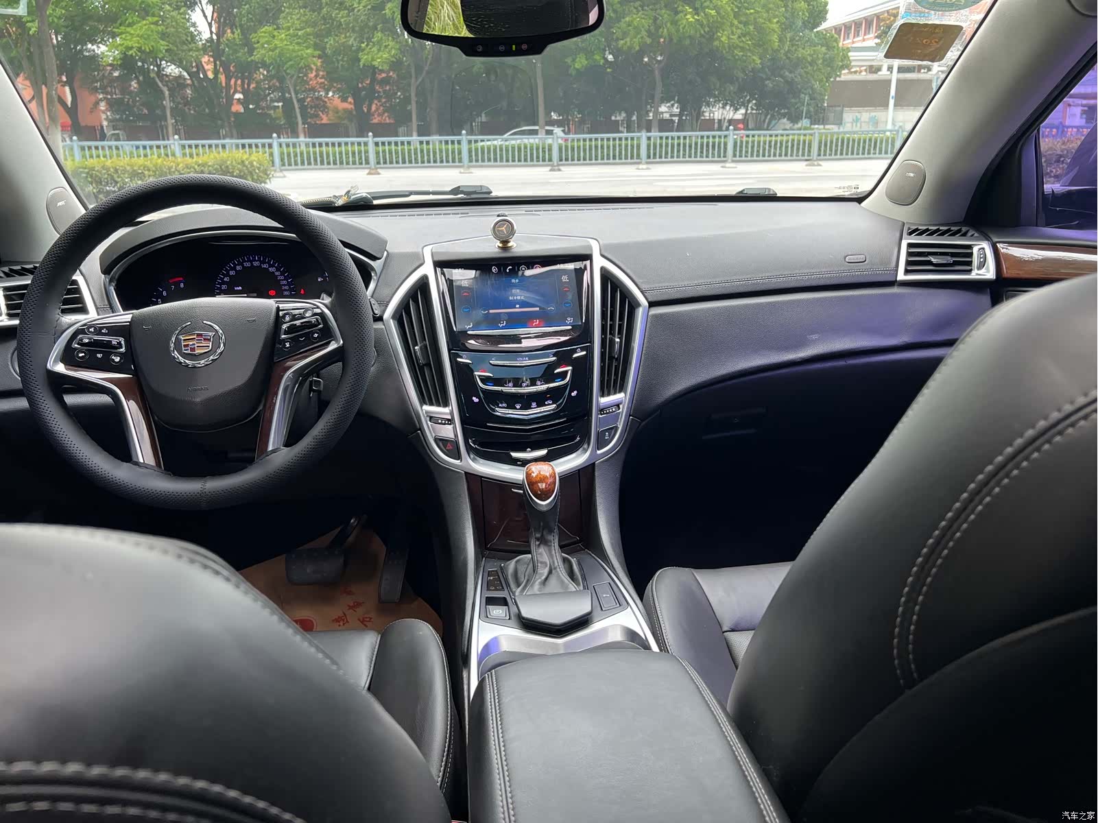 Cadillac SRX, 2015 13