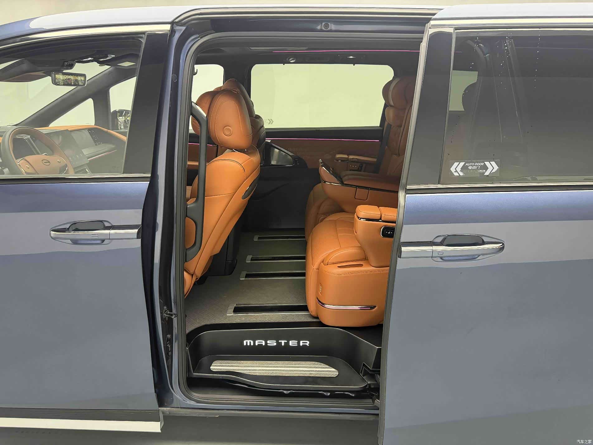 Trumpchi M8, 2025 12