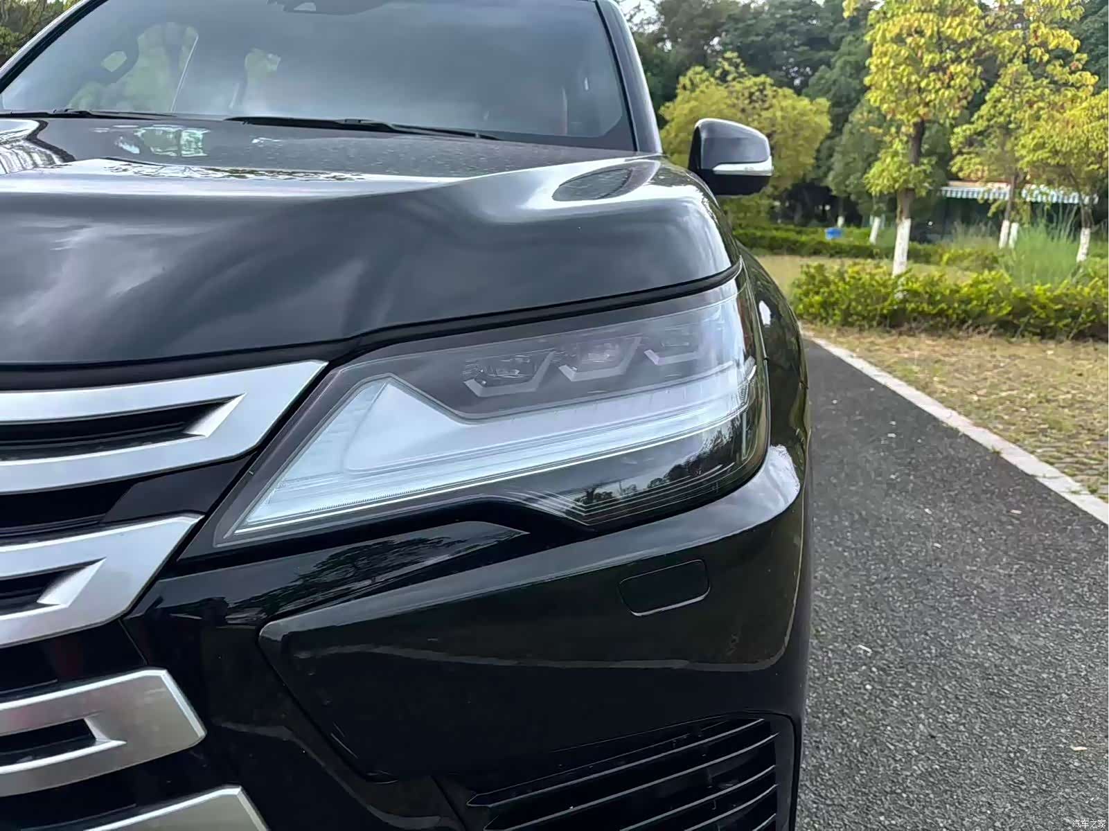 Lexus LX, 2023 15