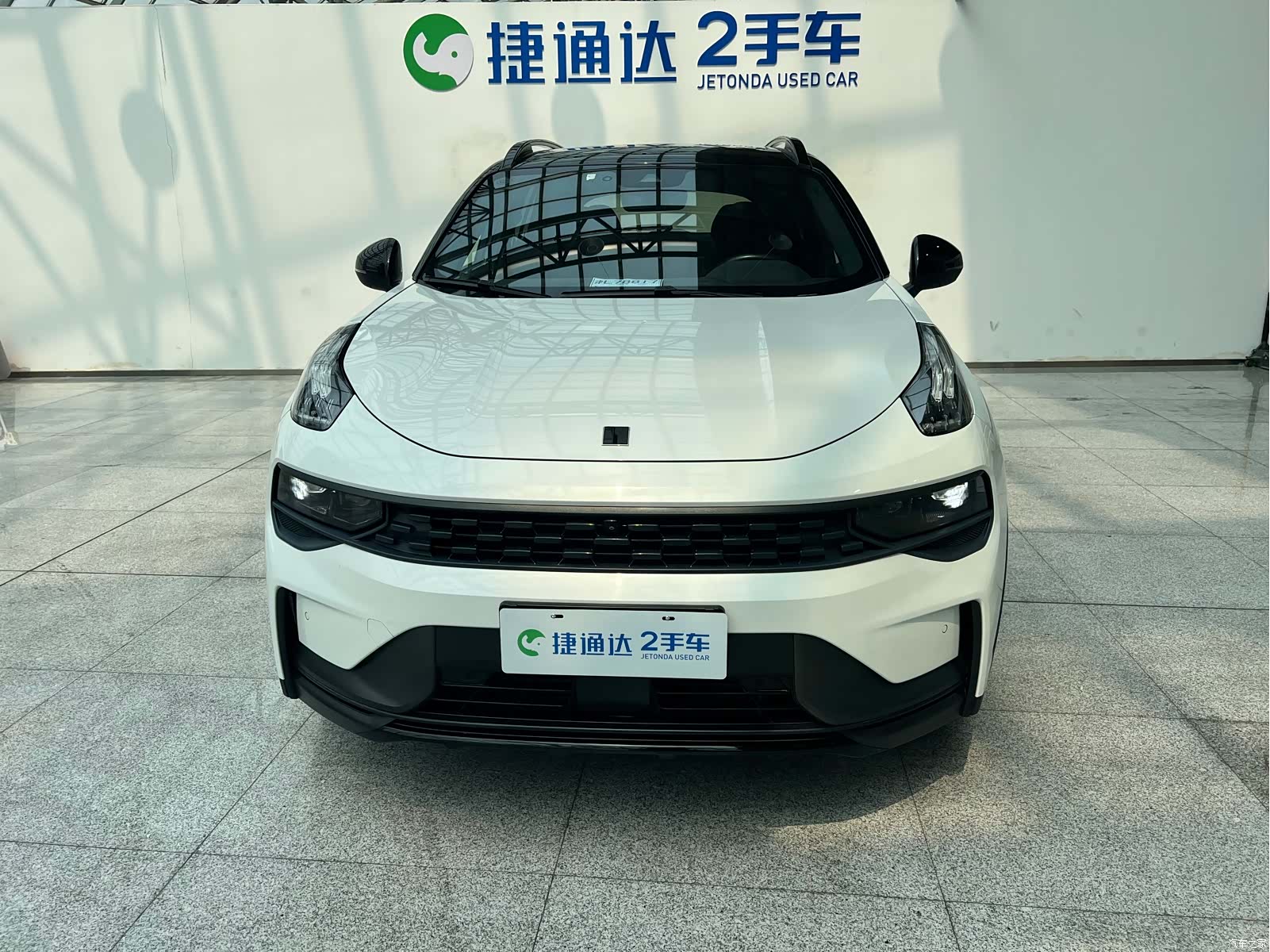 Lynk & Co 01, 2021 все фото