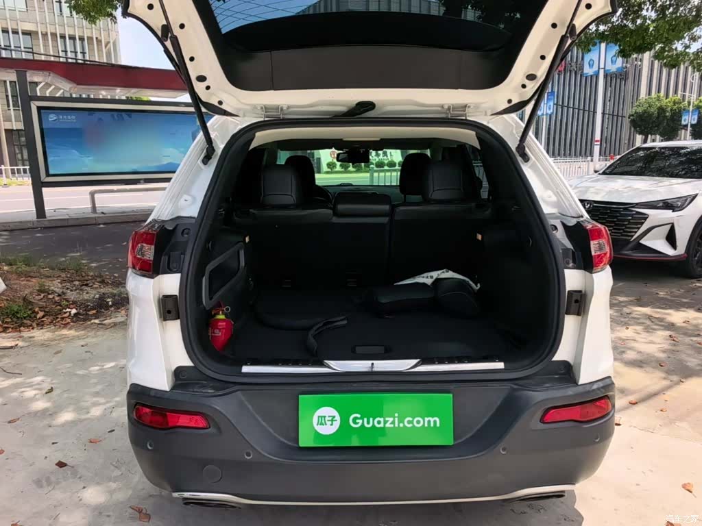 Jeep Cherokee, 2017 19