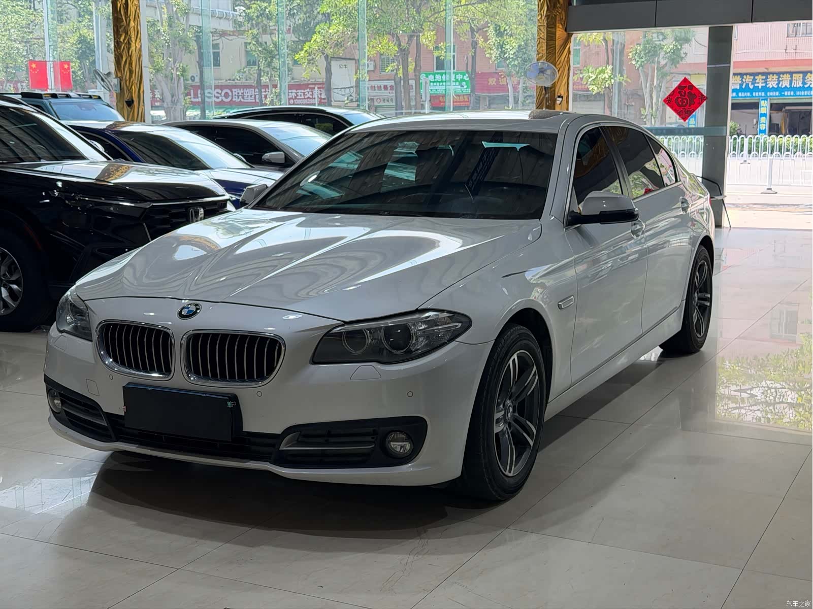BMW 5 Series, 2016 1