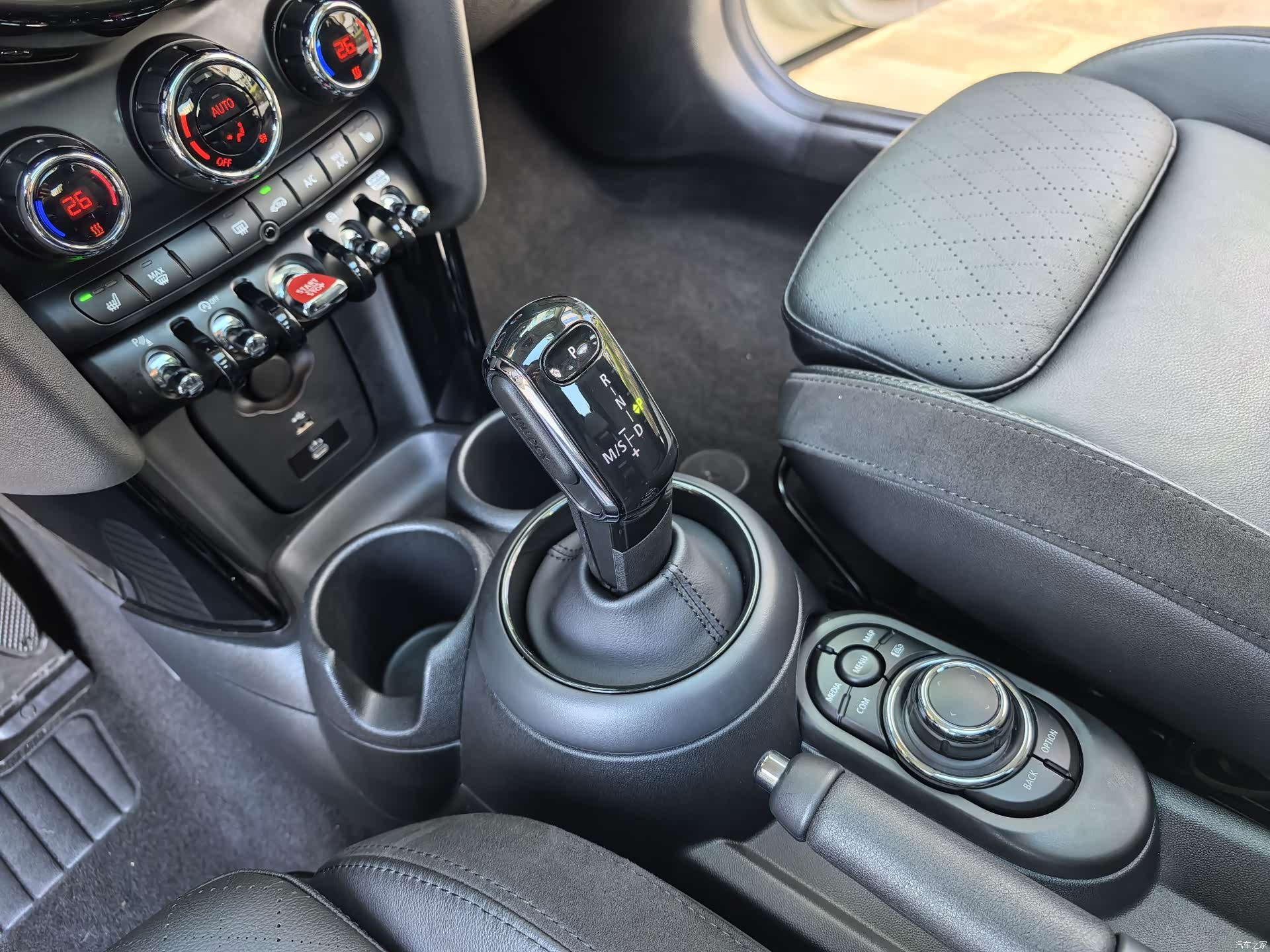 Mini Cooper, 2022 19