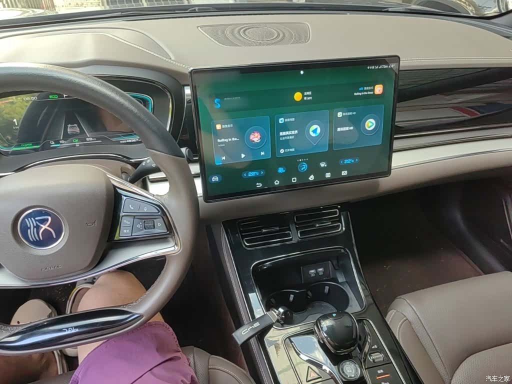 BYD Han, 2022 10